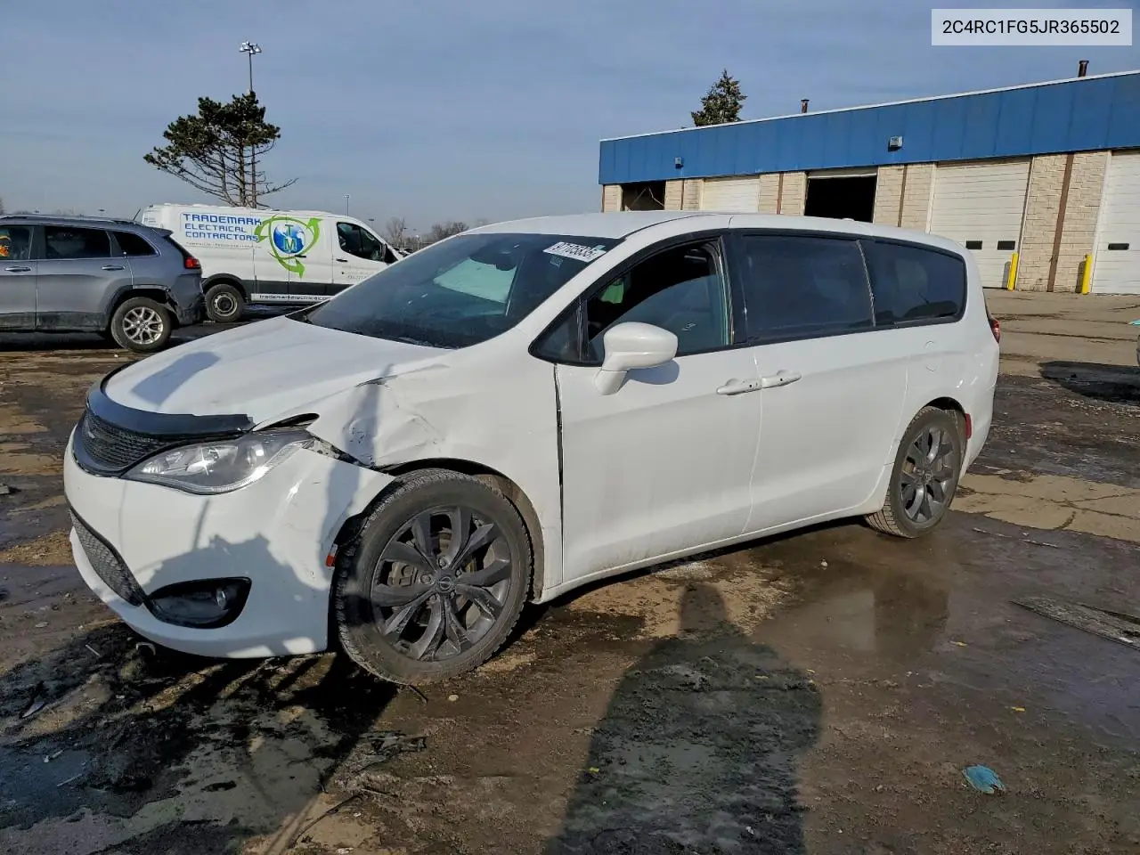 2C4RC1FG5JR365502 2018 Chrysler Pacifica Touring Plus