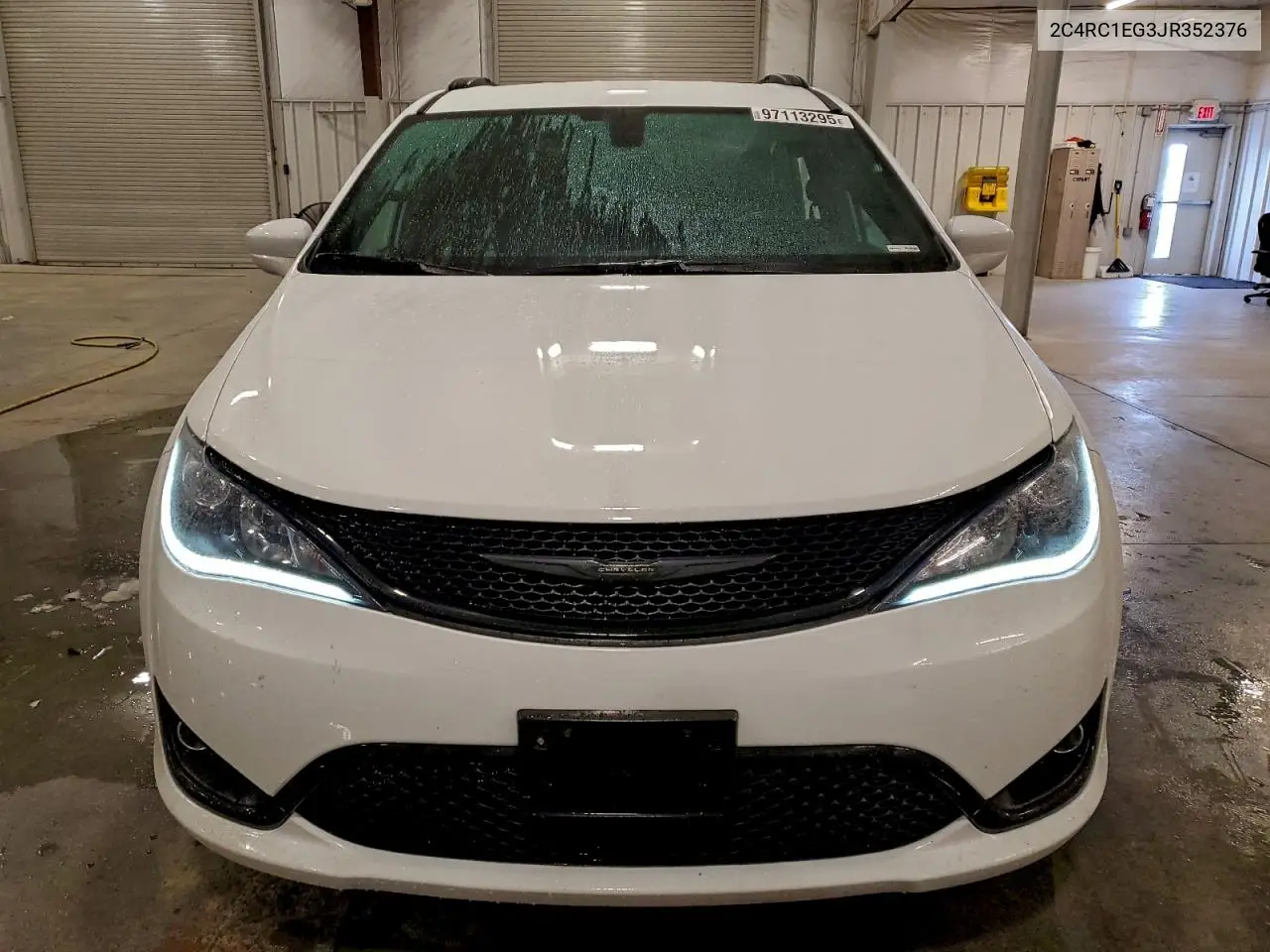 2C4RC1EG3JR352376 2018 Chrysler Pacifica Touring L Plus