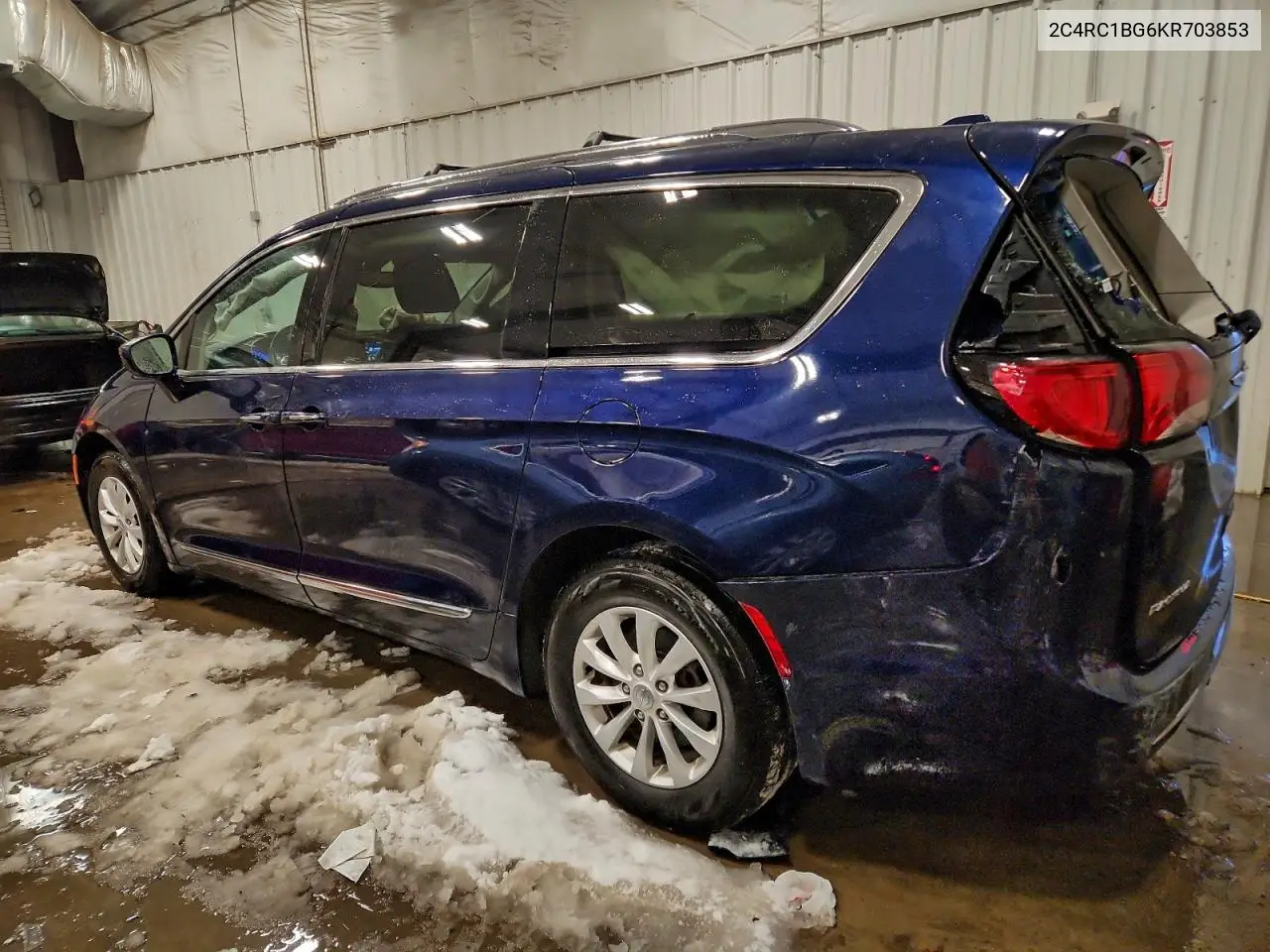 2C4RC1BG6KR703853 2019 Chrysler Pacifica Touring L