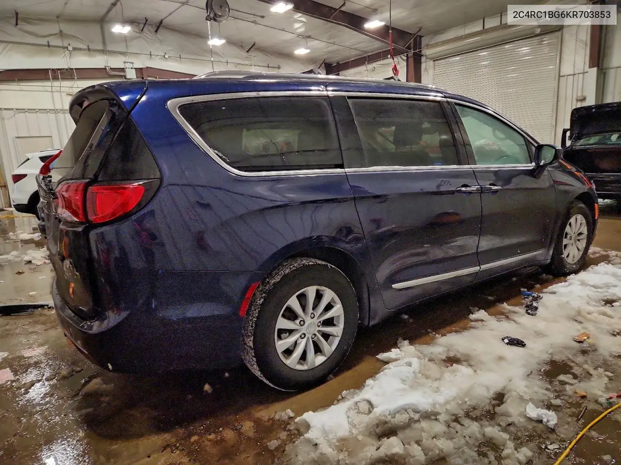 2C4RC1BG6KR703853 2019 Chrysler Pacifica Touring L