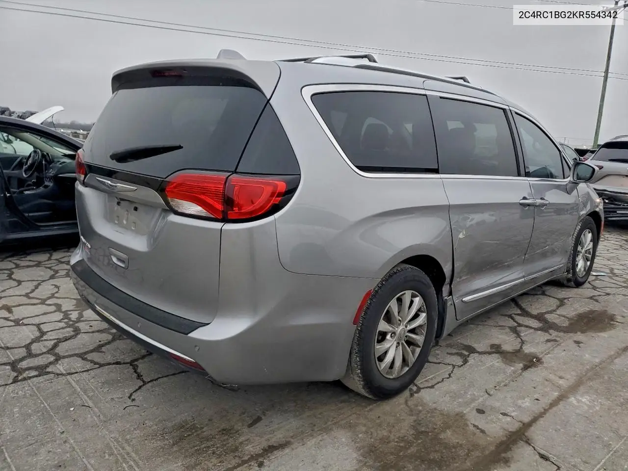 2C4RC1BG2KR554342 2019 Chrysler Pacifica Touring L