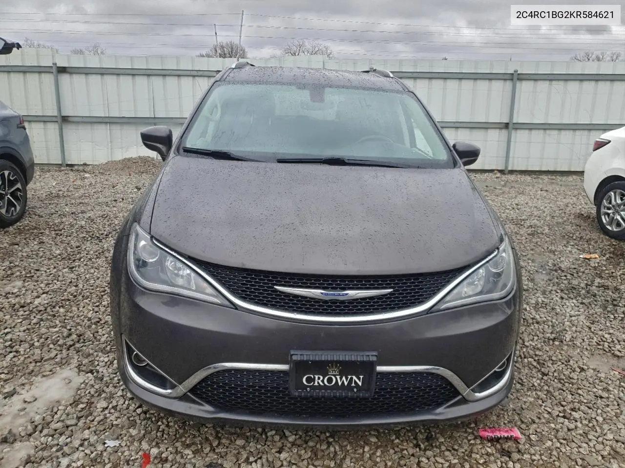 2C4RC1BG2KR584621 2019 Chrysler Pacifica Touring L