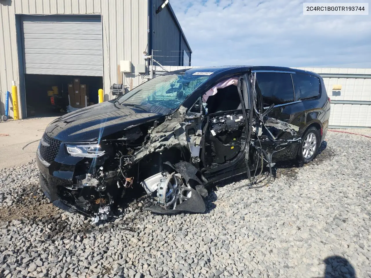 2C4RC1BG0TR193744 2026 Chrysler Pacifica Select