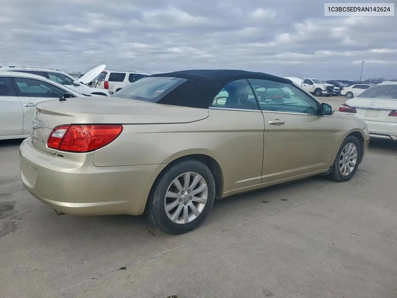 2010 Chrysler Sebring Touring VIN: 1C3BC5ED9AN142624 Lot: 72463725