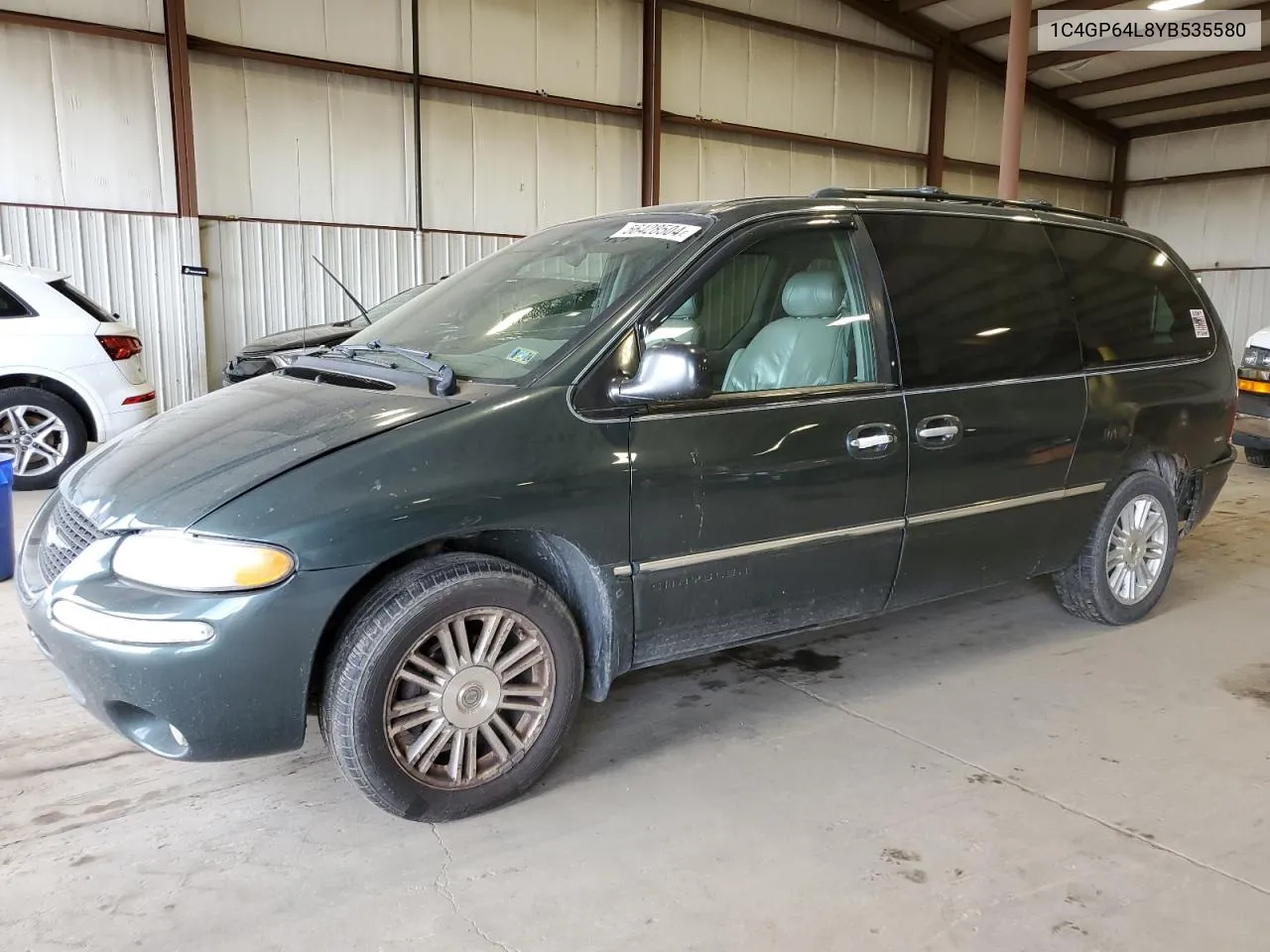 1C4GP64L8YB535580 2000 Chrysler Town & Country Limited