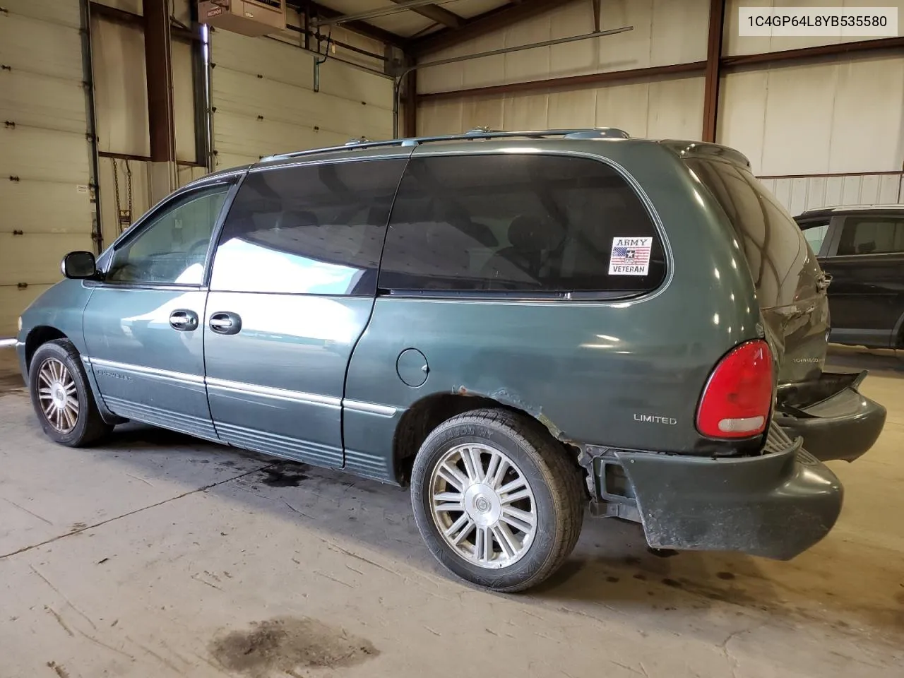 2000 Chrysler Town & Country Limited VIN: 1C4GP64L8YB535580 Lot: 56428504