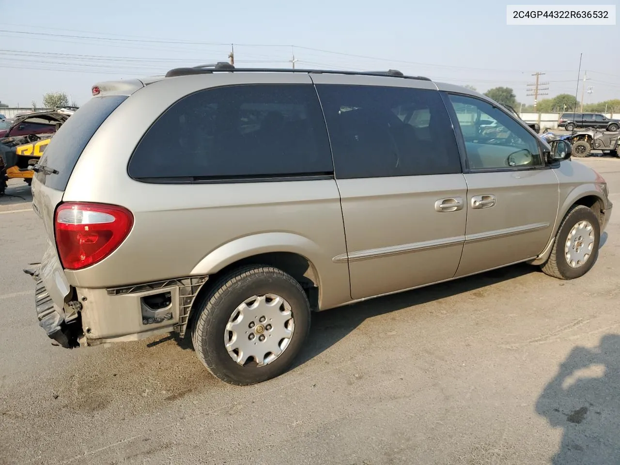 2002 Chrysler Town & Country Lx VIN: 2C4GP44322R636532 Lot: 70315694