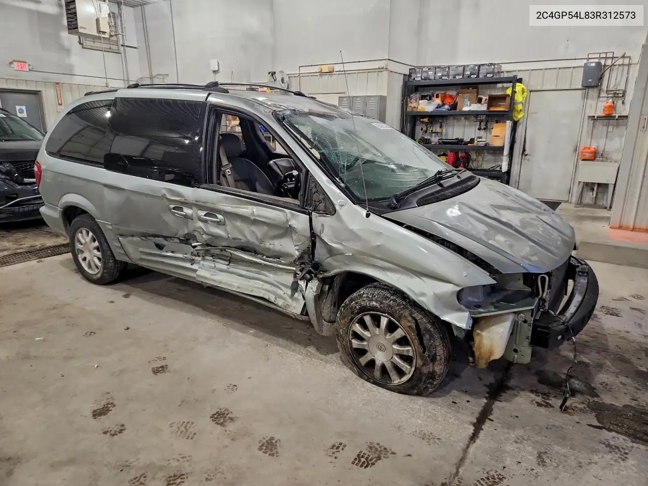 2C4GP54L83R312573 2003 Chrysler Town & Country Lxi