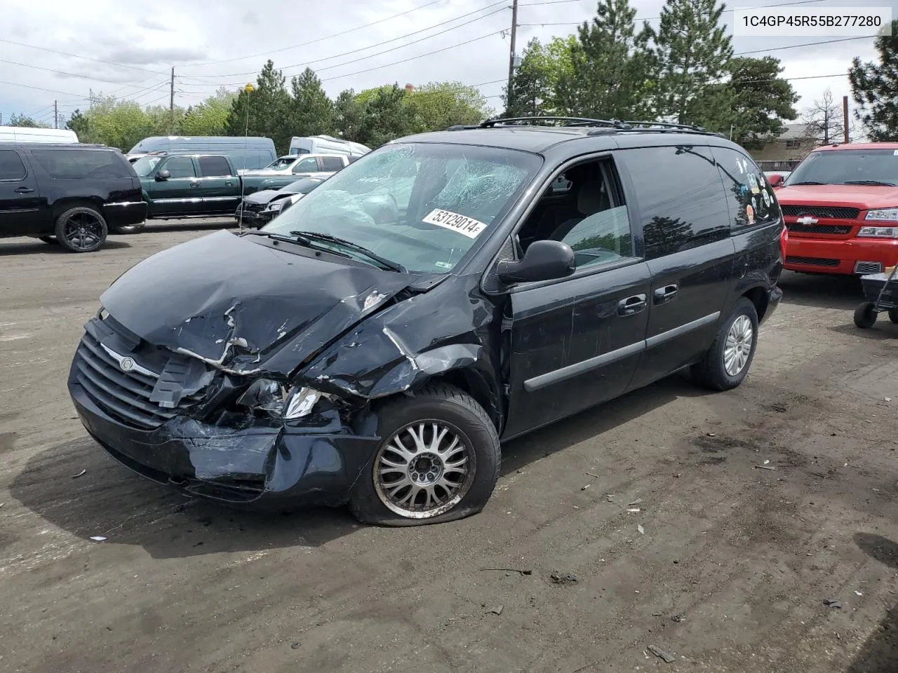 1C4GP45R55B277280 2005 Chrysler Town & Country