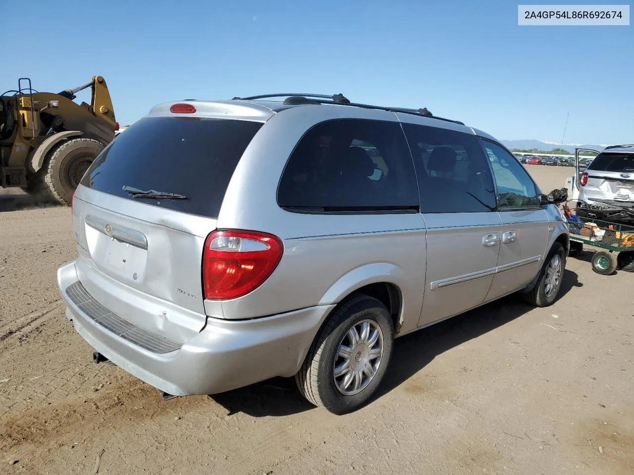 2A4GP54L86R692674 2006 Chrysler Town & Country Touring