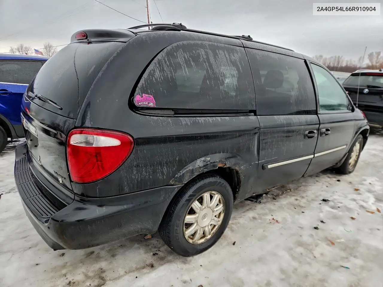 2A4GP54L66R910904 2006 Chrysler Town & Country Touring
