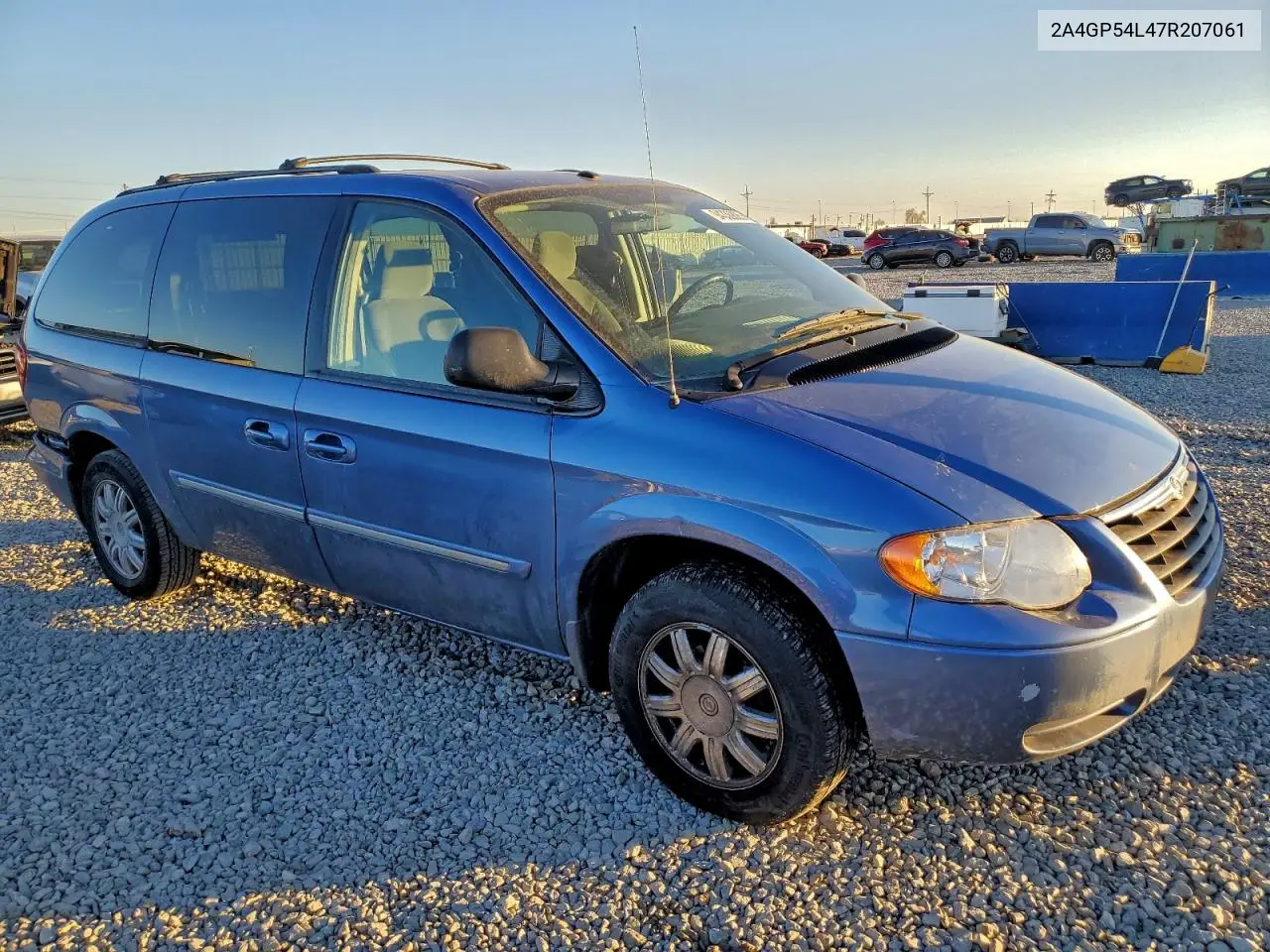 2A4GP54L47R207061 2007 Chrysler Town & Country Touring
