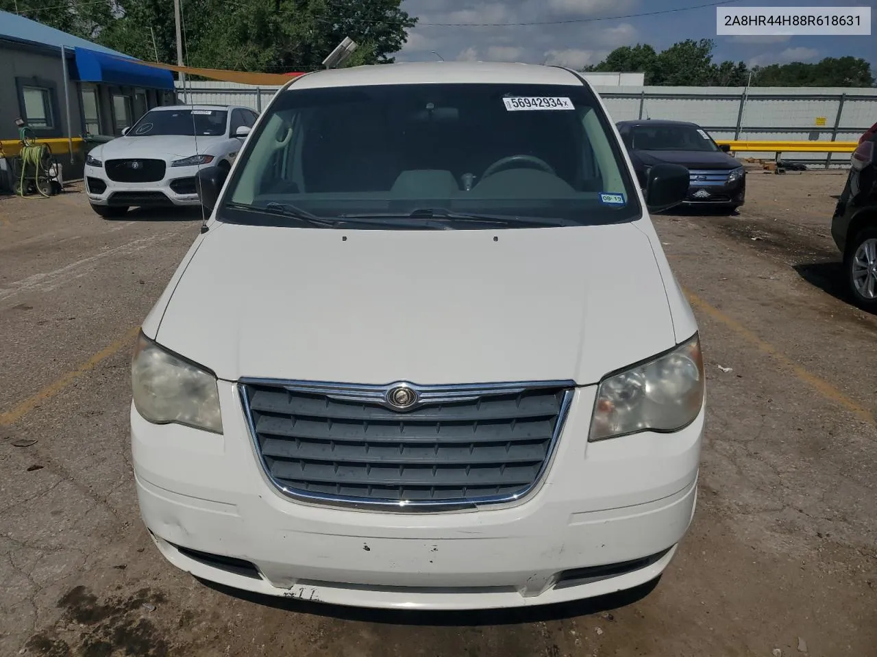 2008 Chrysler Town & Country Lx VIN: 2A8HR44H88R618631 Lot: 56942934