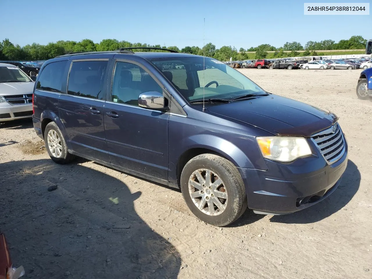 2A8HR54P38R812044 2008 Chrysler Town & Country Touring