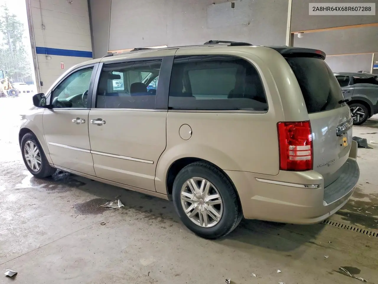 2A8HR64X68R607288 2008 Chrysler Town & Country Limited