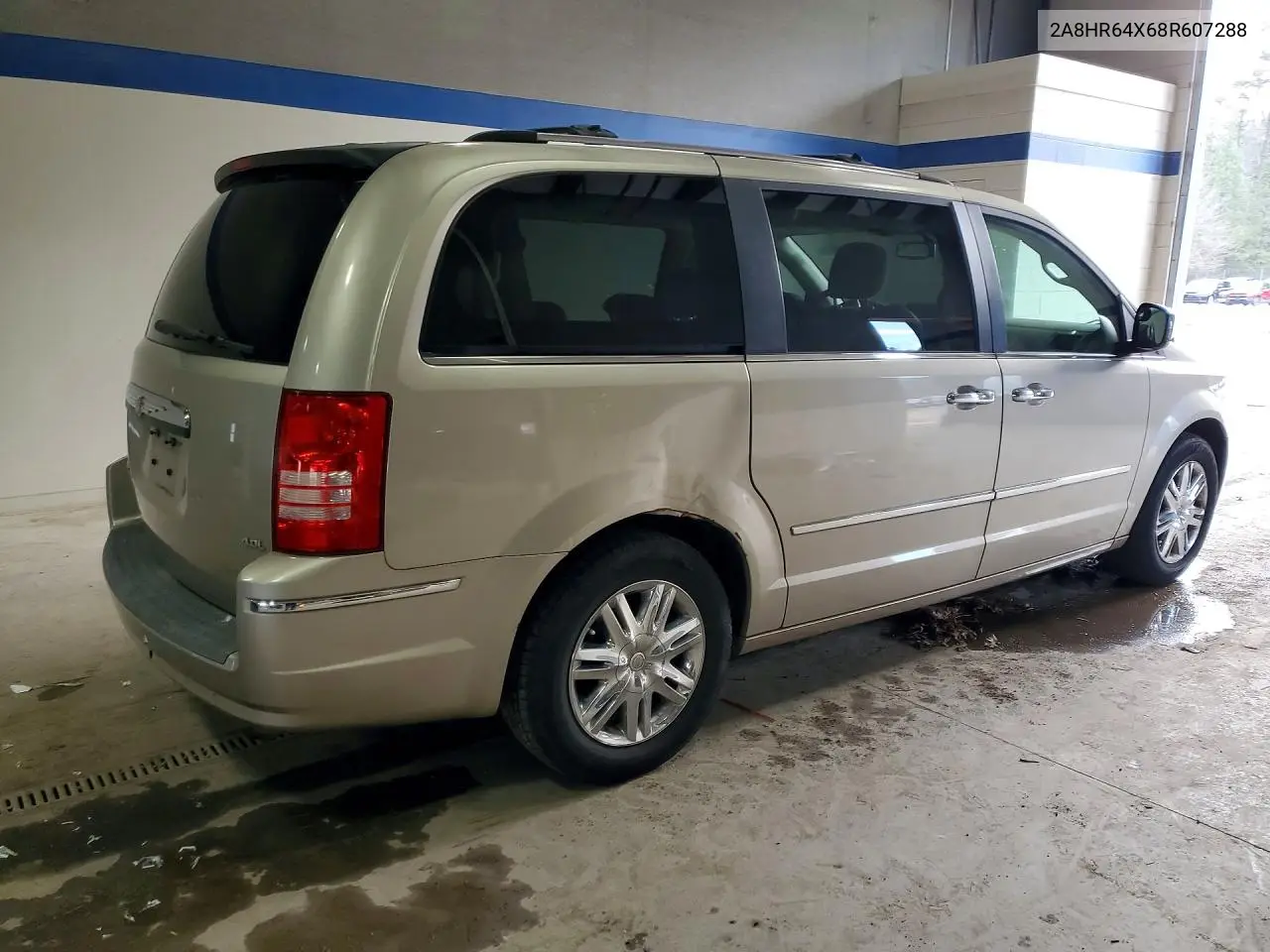 2A8HR64X68R607288 2008 Chrysler Town & Country Limited