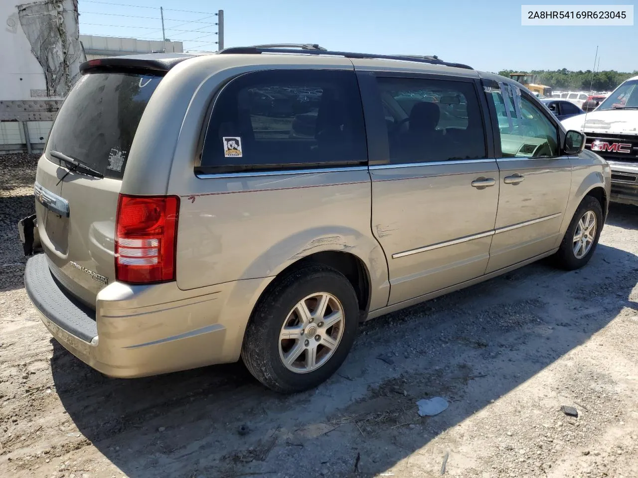 2009 Chrysler Town & Country Touring VIN: 2A8HR54169R623045 Lot: 56918794