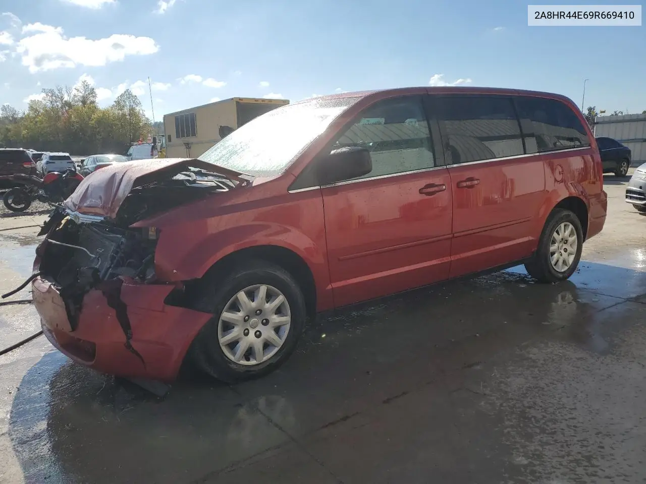 2A8HR44E69R669410 2009 Chrysler Town & Country Lx