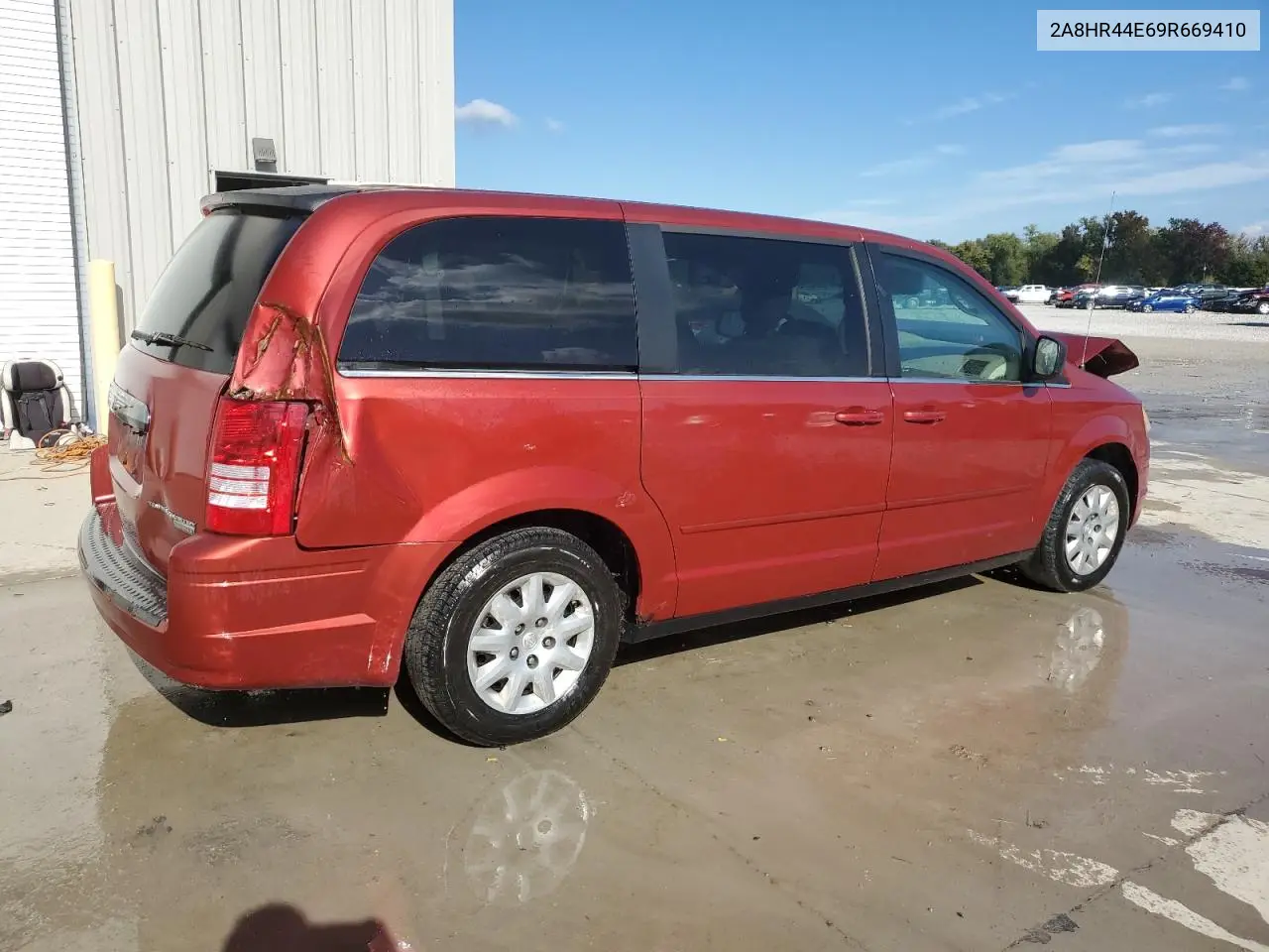 2A8HR44E69R669410 2009 Chrysler Town & Country Lx