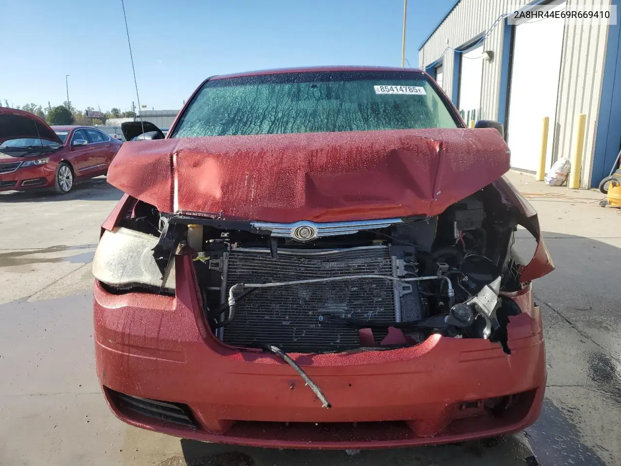 2A8HR44E69R669410 2009 Chrysler Town & Country Lx