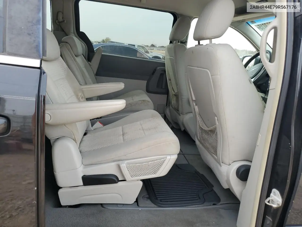 2A8HR44E79R567176 2009 Chrysler Town & Country Lx