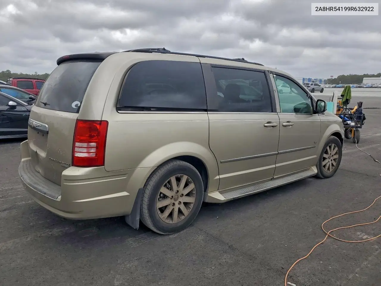 2A8HR54199R632922 2009 Chrysler Town & Country Touring