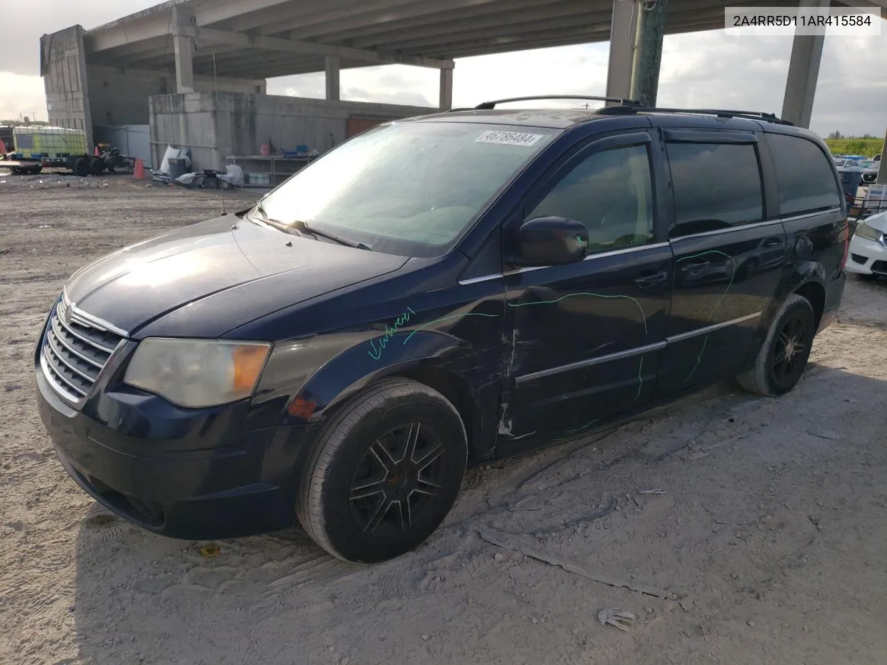 2A4RR5D11AR415584 2010 Chrysler Town & Country Touring