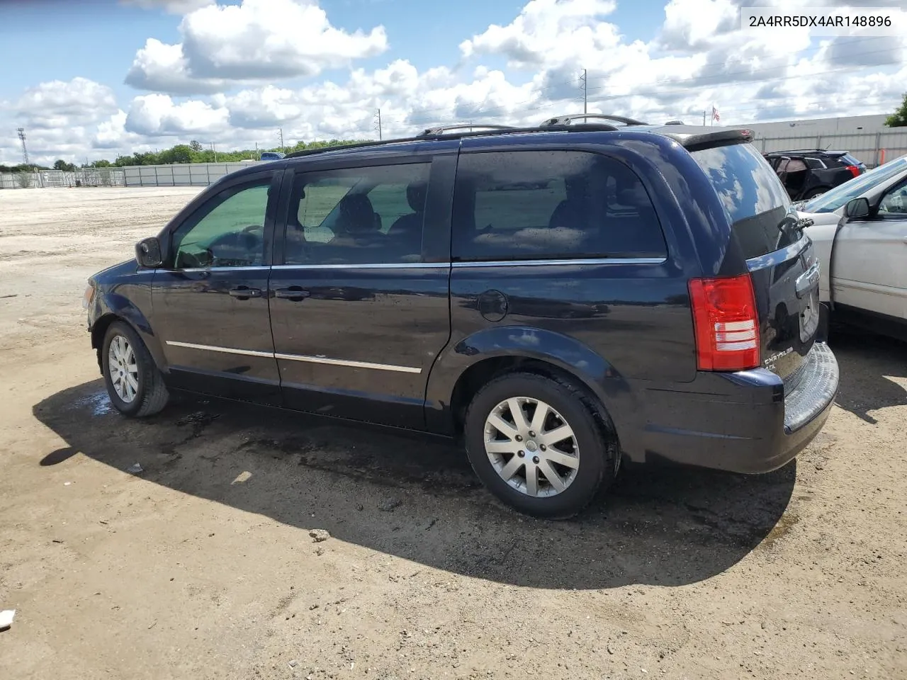 2A4RR5DX4AR148896 2010 Chrysler Town & Country Touring