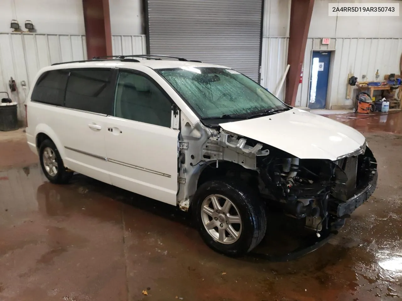 2A4RR5D19AR350743 2010 Chrysler Town & Country Touring