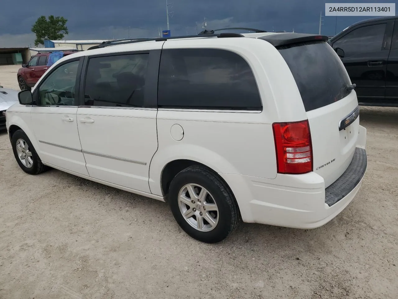 2010 Chrysler Town & Country Touring VIN: 2A4RR5D12AR113401 Lot: 56748014