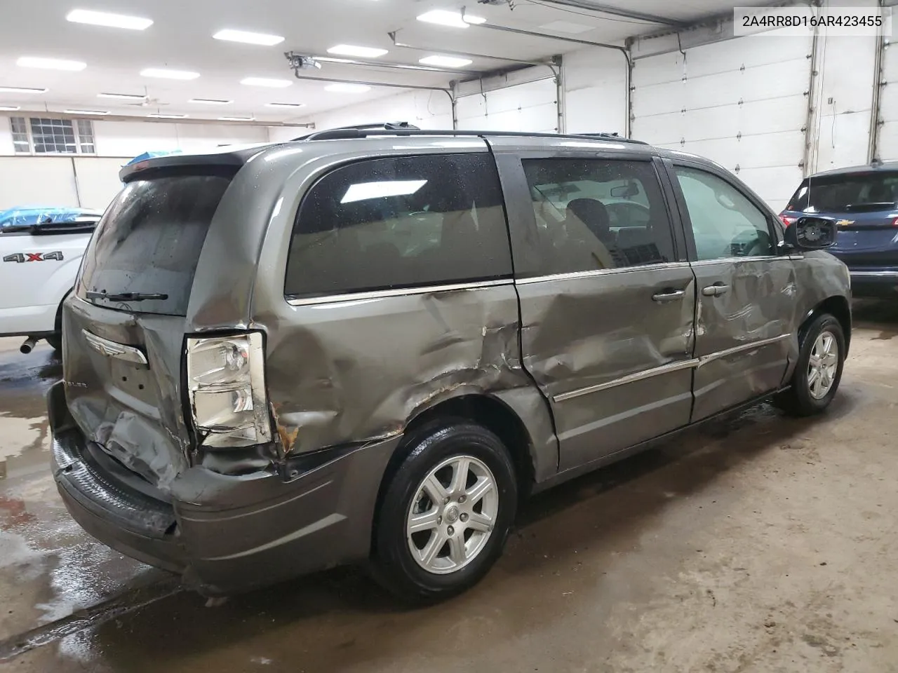 2010 Chrysler Town & Country Touring Plus VIN: 2A4RR8D16AR423455 Lot: 59240954