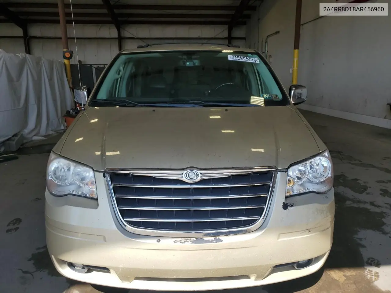 2A4RR8D18AR456960 2010 Chrysler Town & Country Touring Plus
