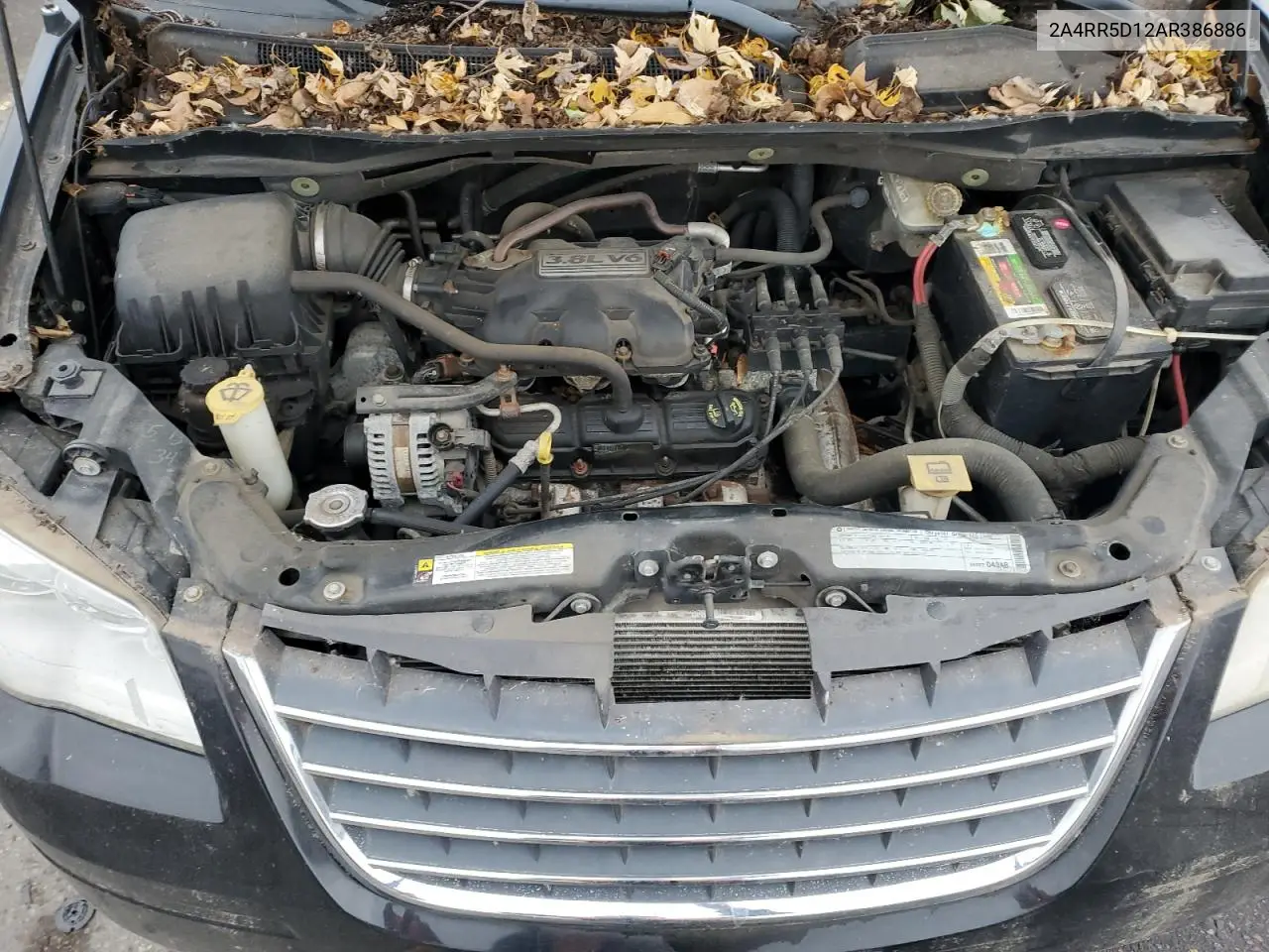 2A4RR5D12AR386886 2010 Chrysler Town & Country Touring