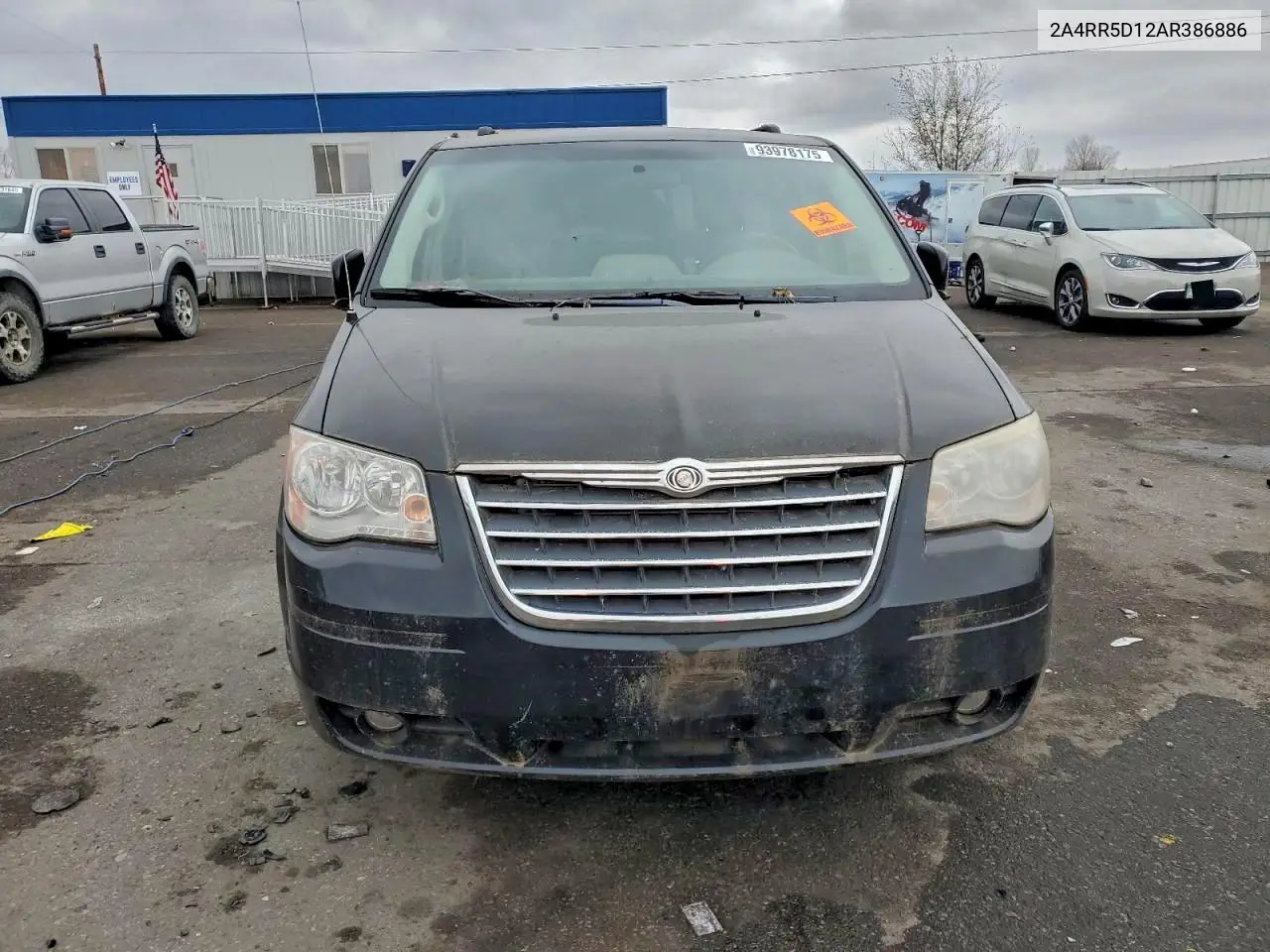 2A4RR5D12AR386886 2010 Chrysler Town & Country Touring