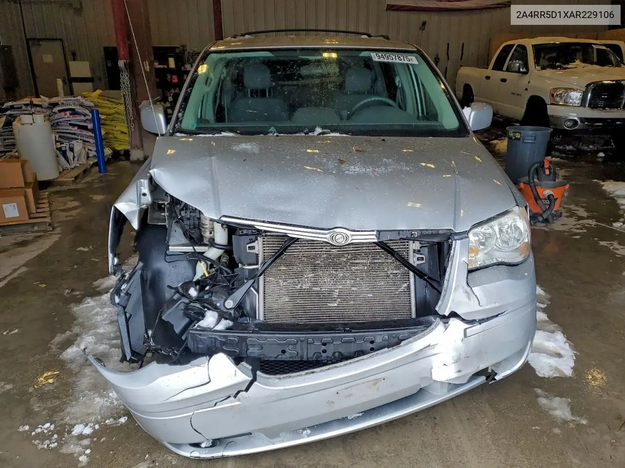 2A4RR5D1XAR229106 2010 Chrysler Town & Country Touring