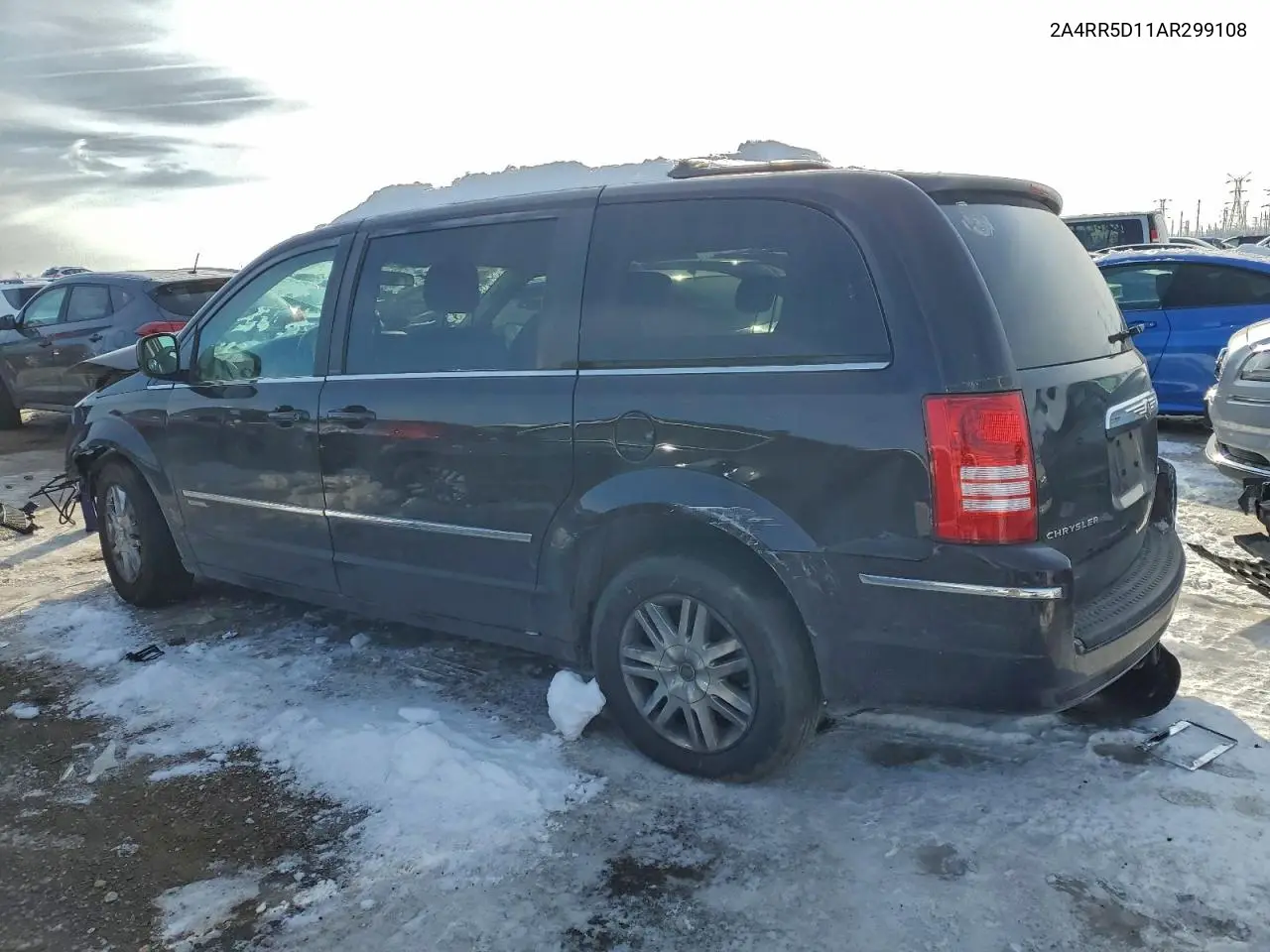 2A4RR5D11AR299108 2010 Chrysler Town & Country Touring