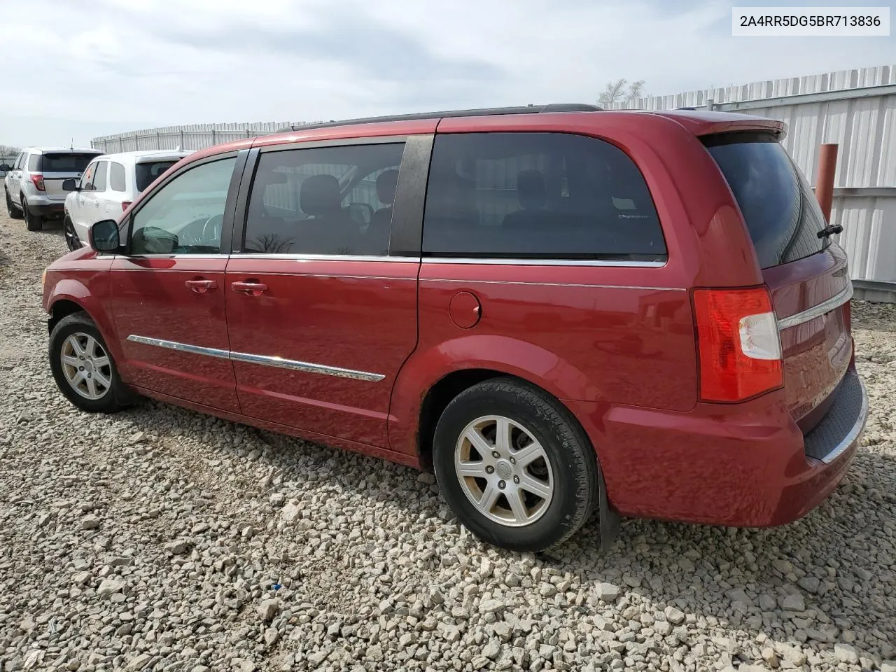 2011 Chrysler Town & Country Touring VIN: 2A4RR5DG5BR713836 Lot: 52049894