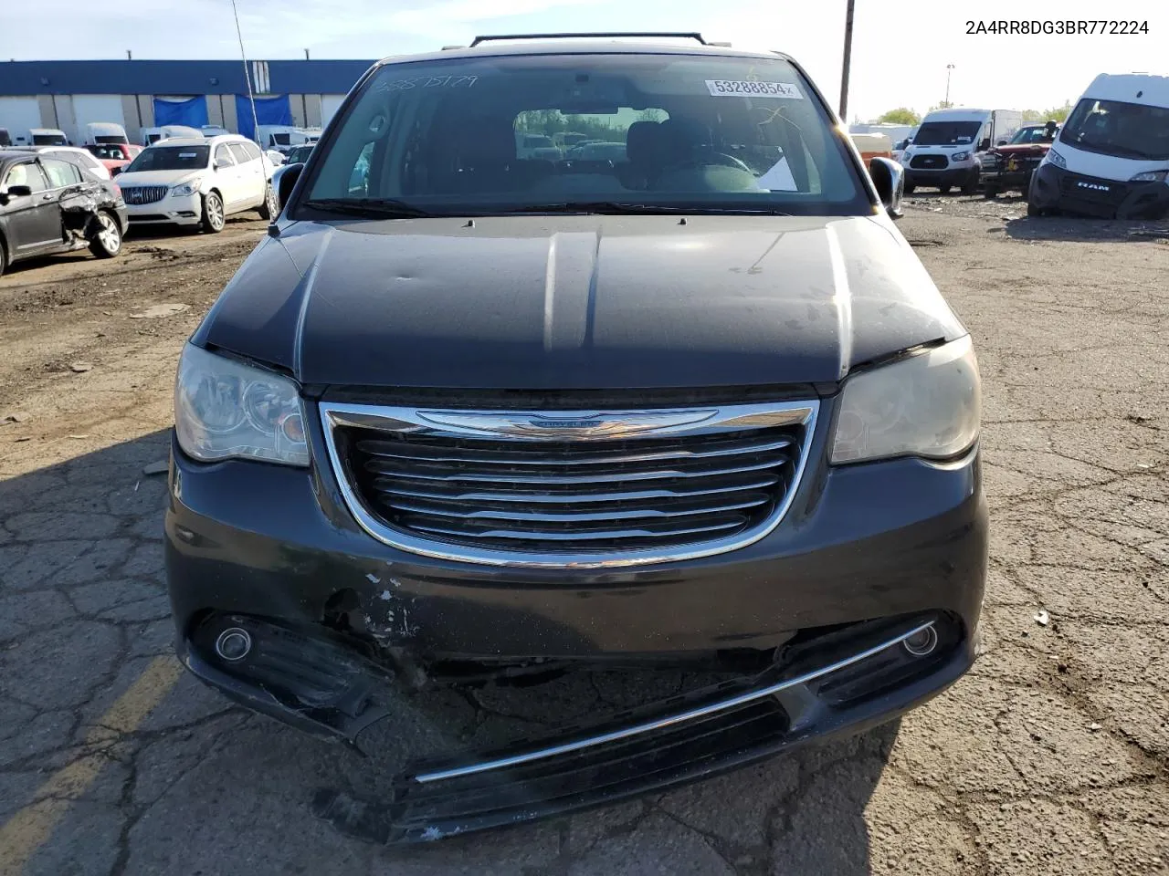 2011 Chrysler Town & Country Touring L VIN: 2A4RR8DG3BR772224 Lot: 53288854