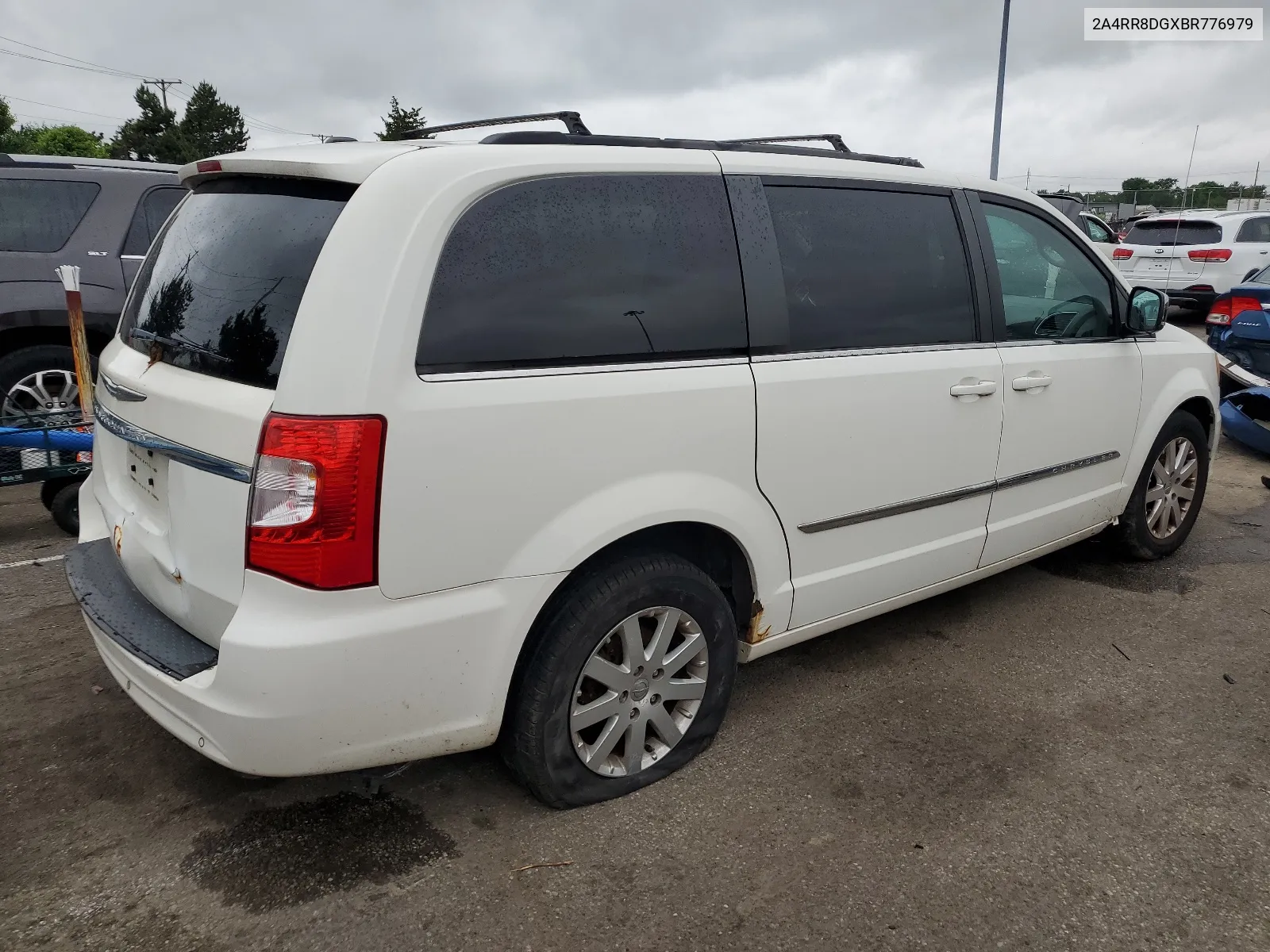 2011 Chrysler Town & Country Touring L VIN: 2A4RR8DGXBR776979 Lot: 54595984