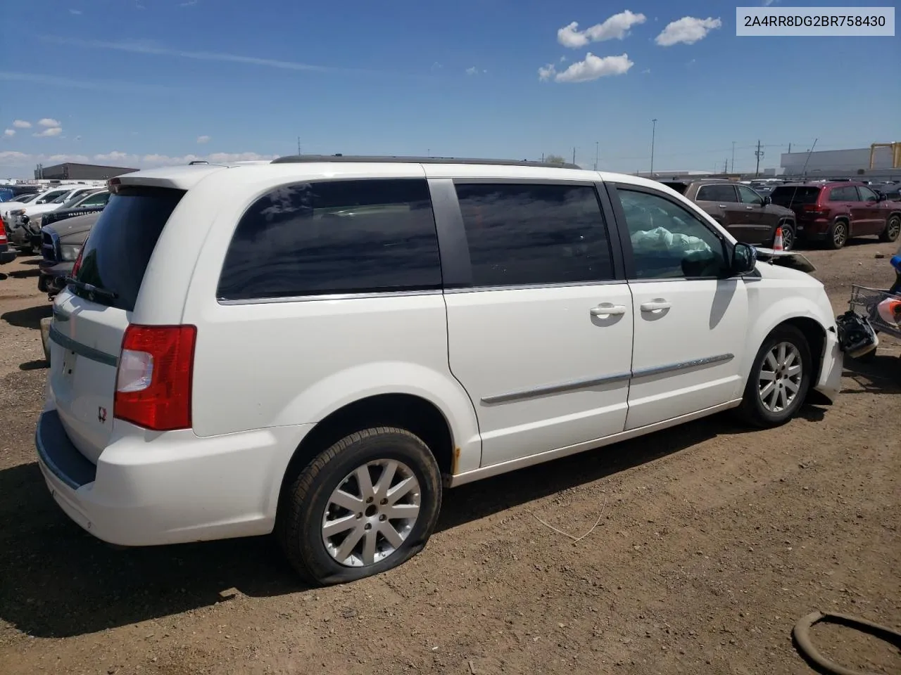 2A4RR8DG2BR758430 2011 Chrysler Town & Country Touring L