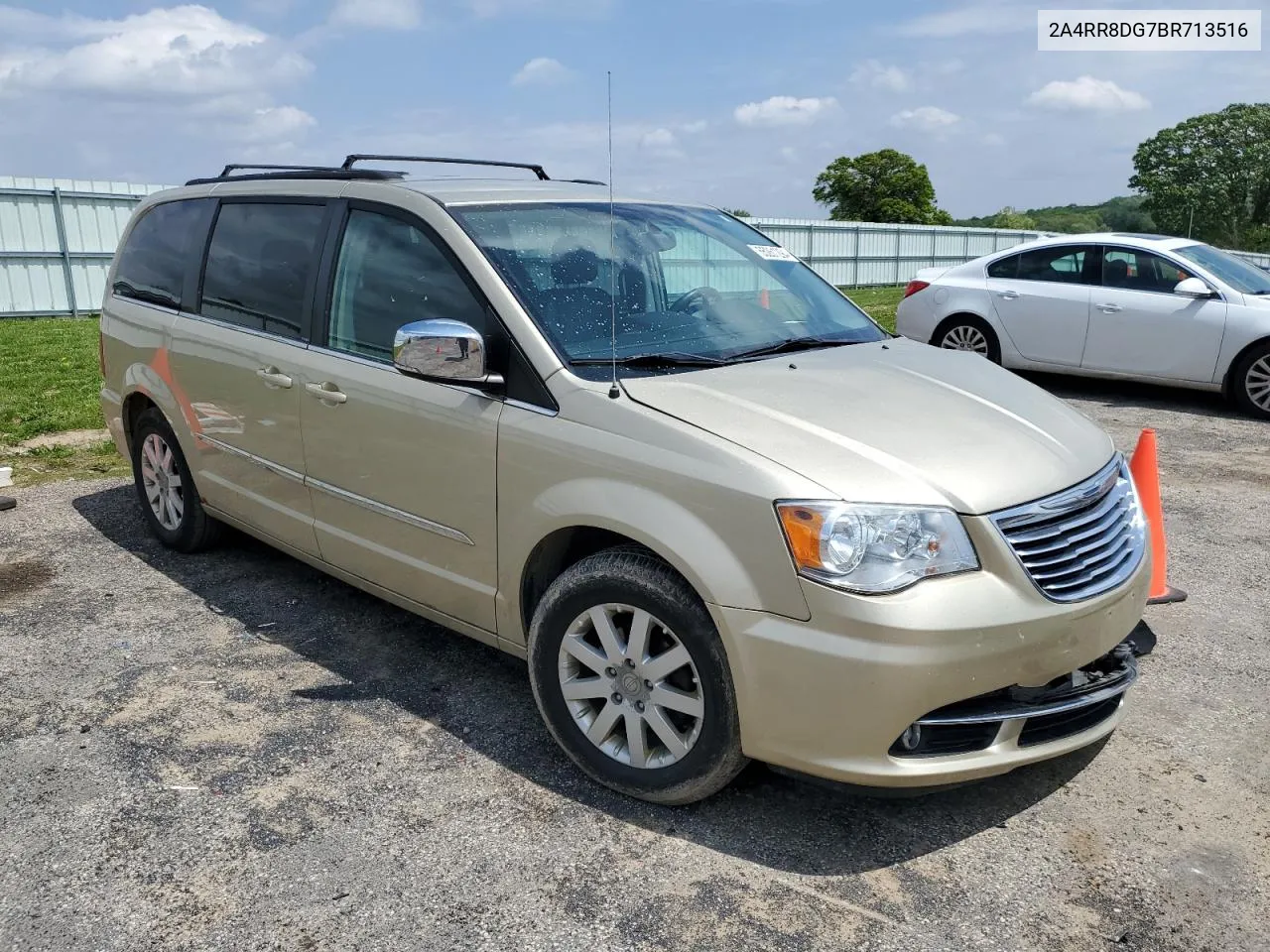 2011 Chrysler Town & Country Touring L VIN: 2A4RR8DG7BR713516 Lot: 55261294