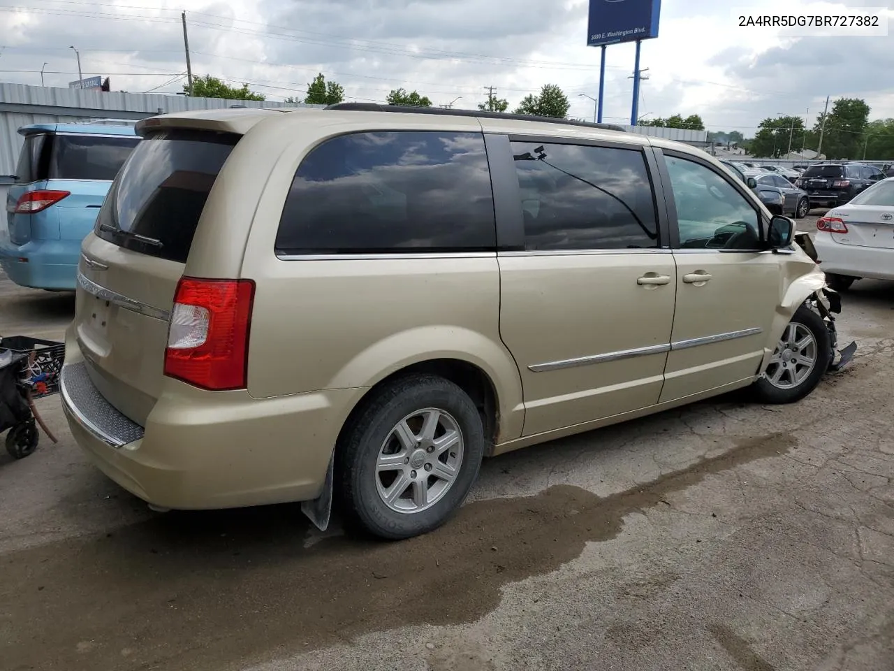 2011 Chrysler Town & Country Touring VIN: 2A4RR5DG7BR727382 Lot: 55830464