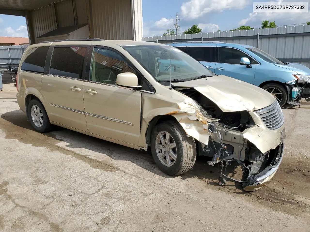 2011 Chrysler Town & Country Touring VIN: 2A4RR5DG7BR727382 Lot: 55830464