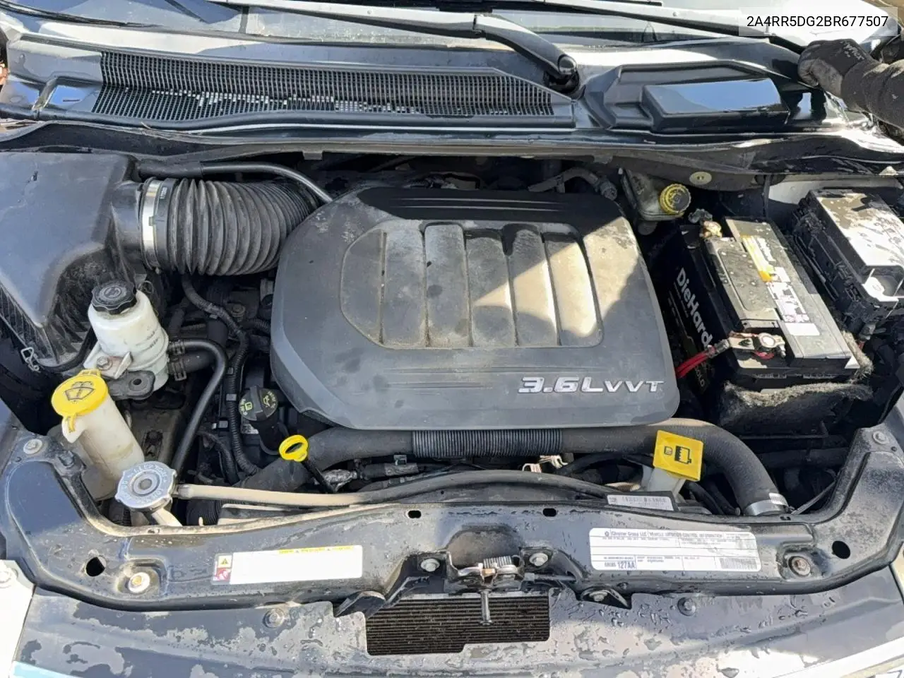 2A4RR5DG2BR677507 2011 Chrysler Town & Country Touring