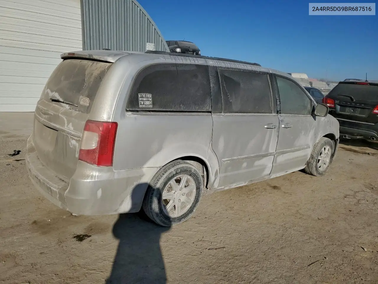 2A4RR5DG9BR687516 2011 Chrysler Town & Country Touring