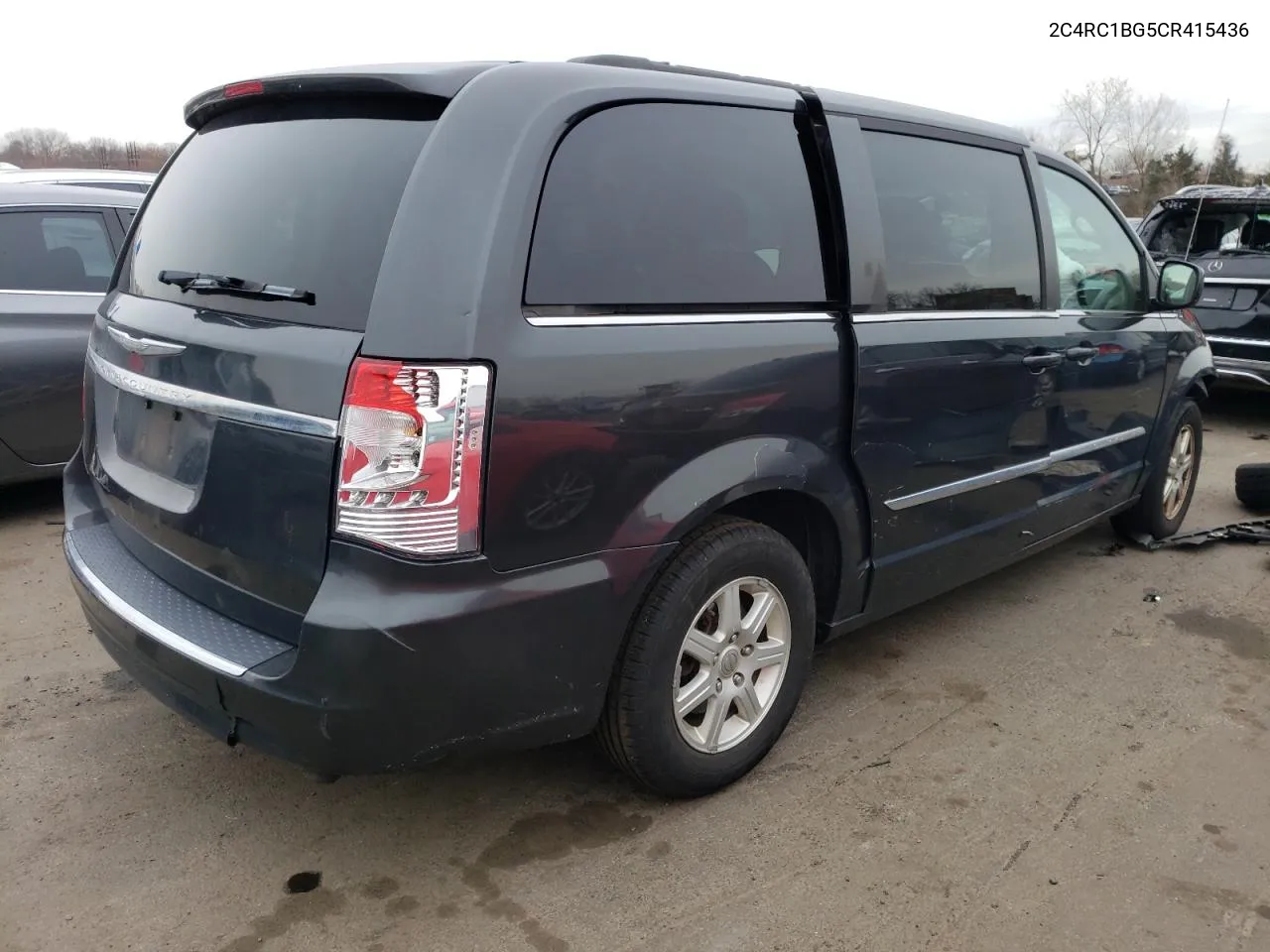 2C4RC1BG5CR415436 2012 Chrysler Town & Country Touring