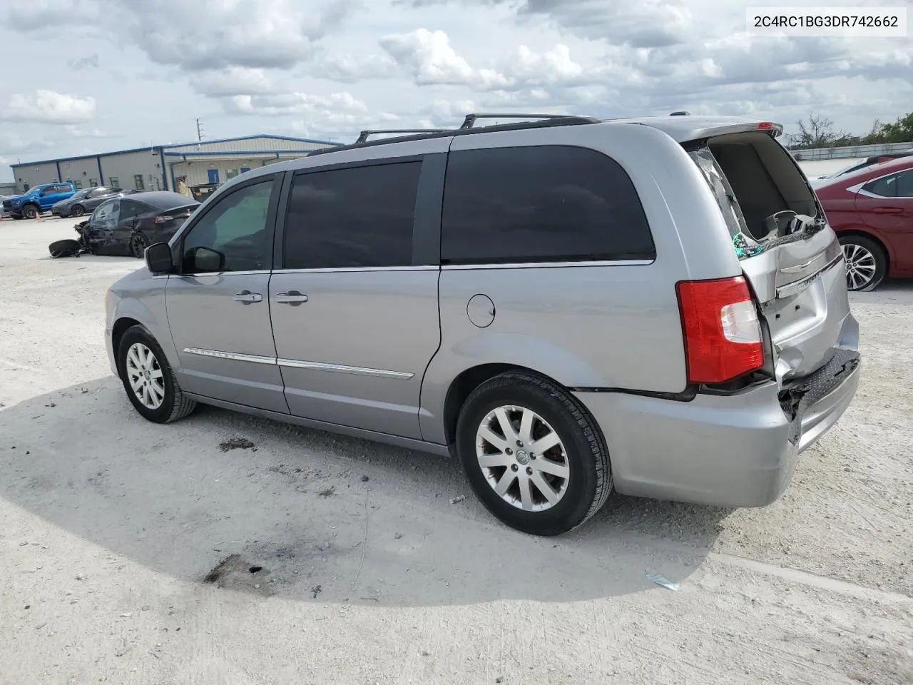 2C4RC1BG3DR742662 2013 Chrysler Town & Country Touring