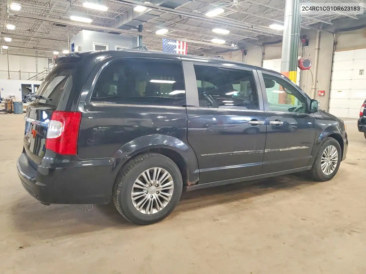 2C4RC1CG1DR623183 2013 Chrysler Town & Country Touring L