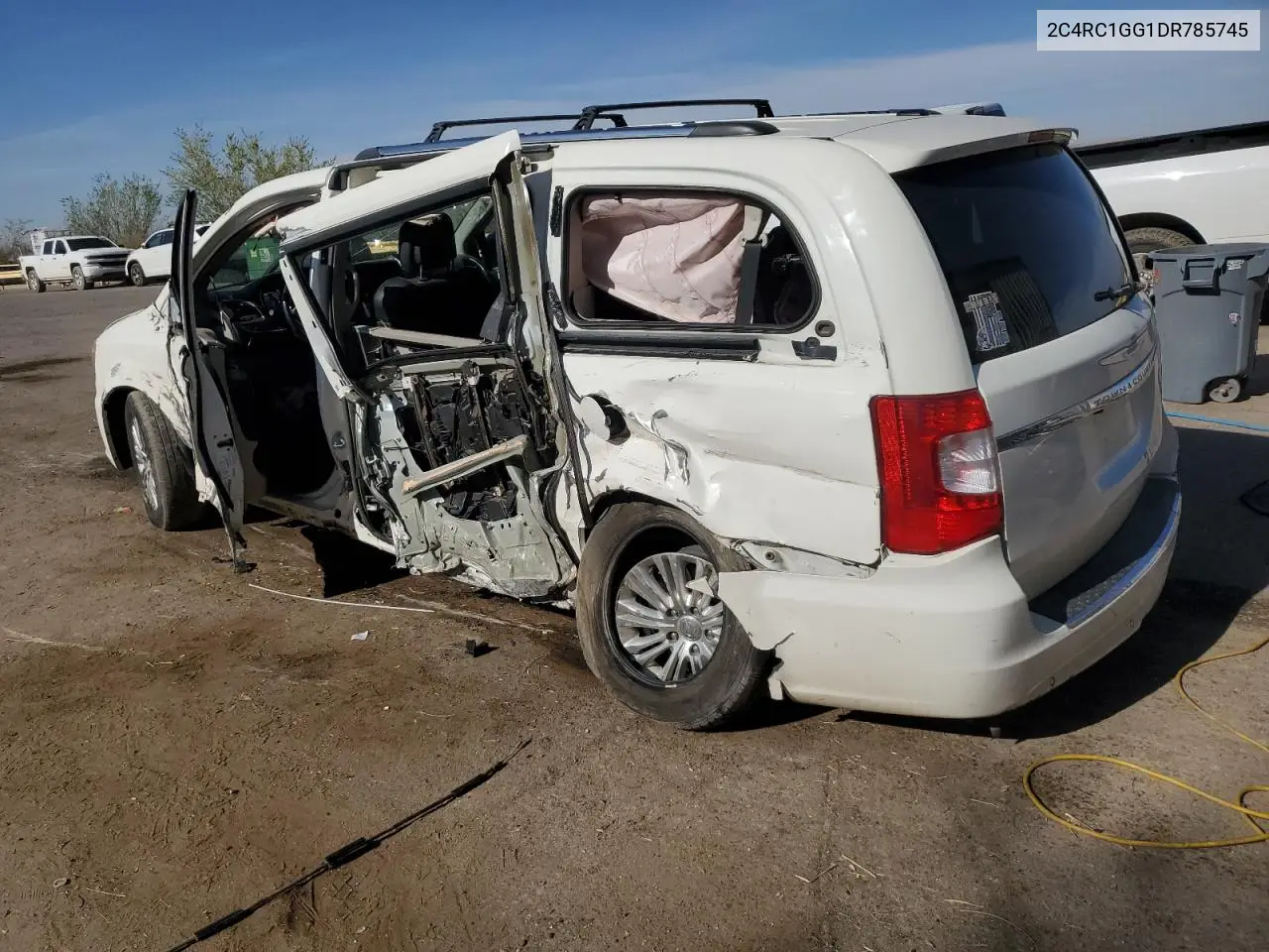 2C4RC1GG1DR785745 2013 Chrysler Town & Country Limited
