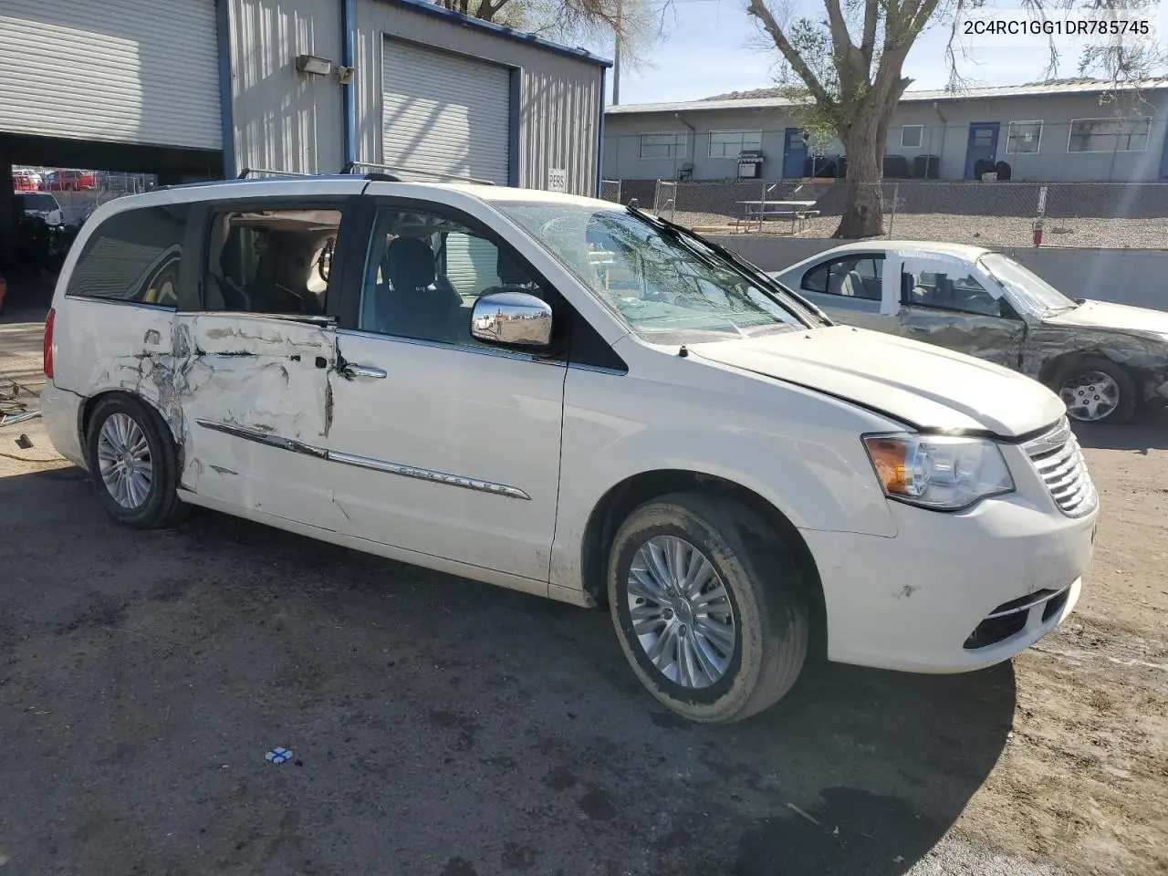 2C4RC1GG1DR785745 2013 Chrysler Town & Country Limited
